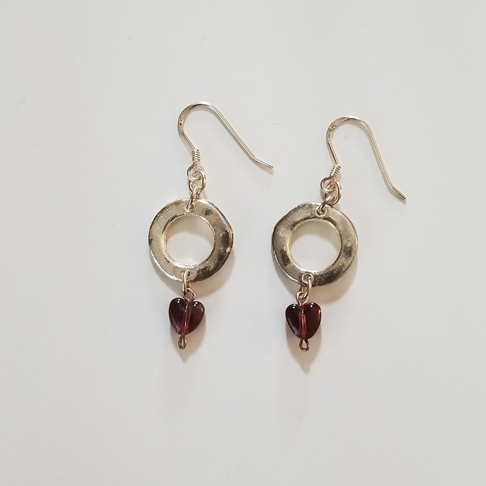 New Sterling Silver Circle w Heart Earrings